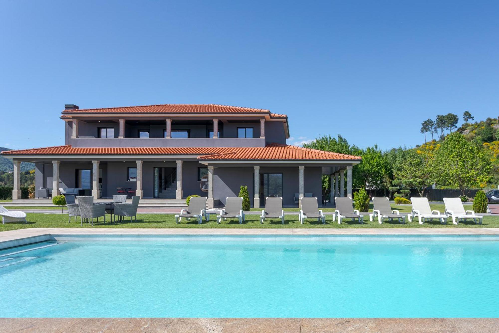 Spacious Villa Pool & Douro View By Host Wise Santa Marinha do Zêzere Zewnętrze zdjęcie